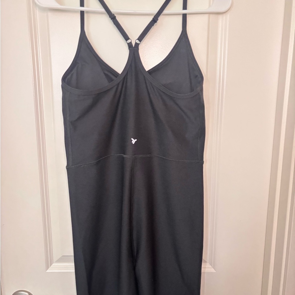 Old Navy one piece activewear Black tank Jumpsuit with built in bra NWOT - Picture 4 of 4